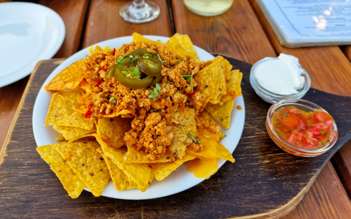 Chicken nachos at Harmony Ios