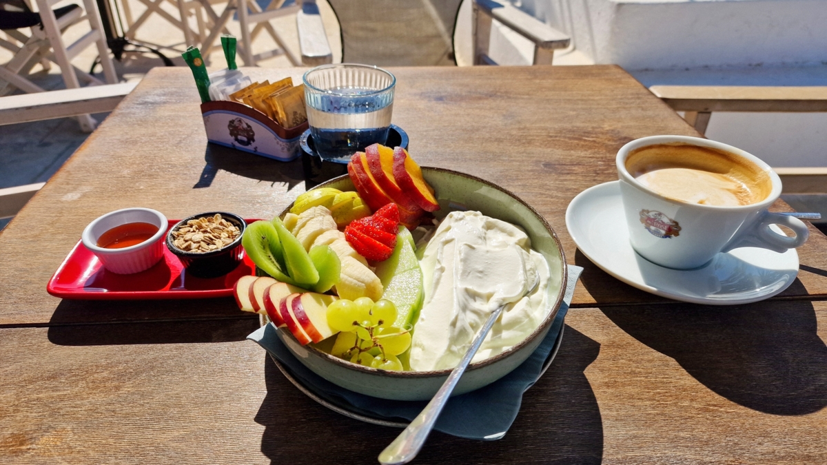 Breakfast at Sailing Cafe Bar, Ios